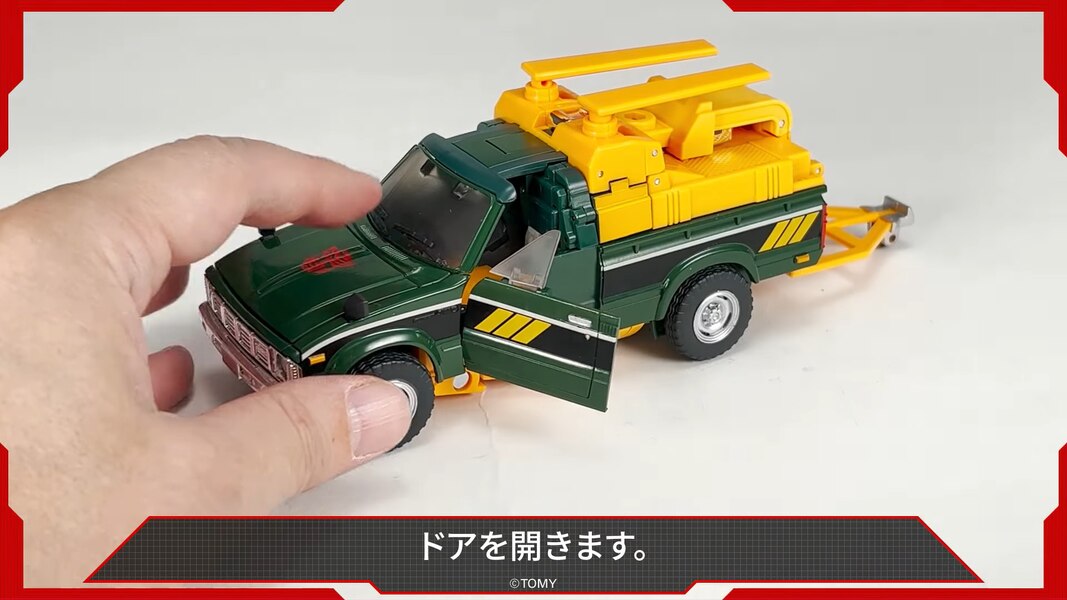 Image Of MP 58 Hoist Official Transformation & Details For Transformers Masterpiece  (1 of 6)